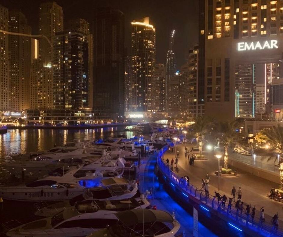 halt in dubai (1)