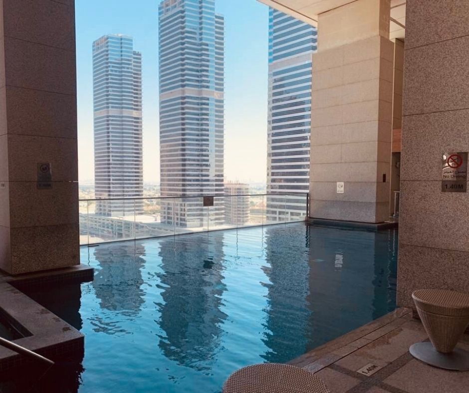 halt in dubai (4)